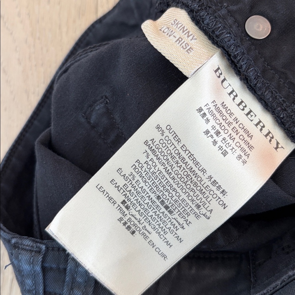 Burberry Brit Low Rise Black Skinny Black Coated Jeans Size 28 - Picture 5 of 7